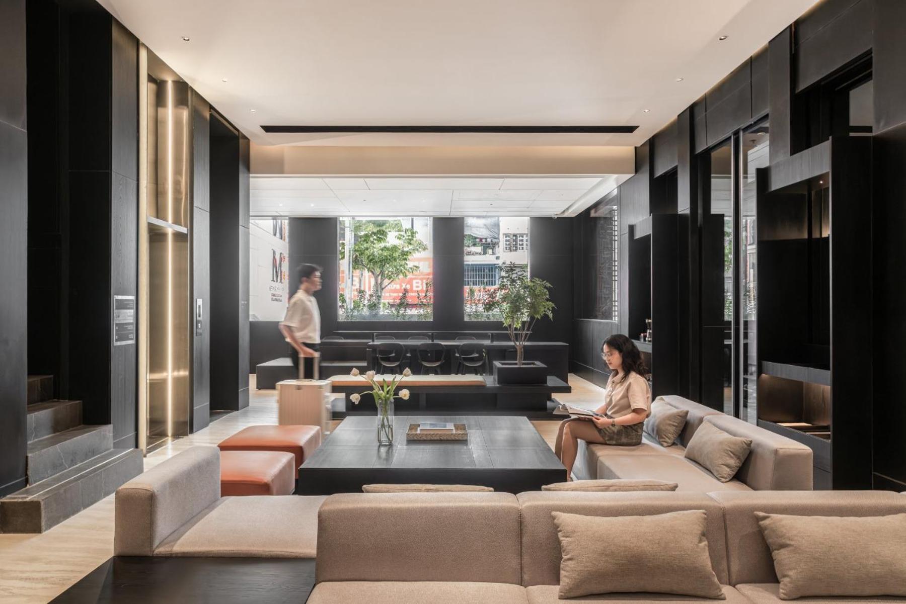 M Village Nguyen Kiem - Cosmo Airport Hotel Ho Chi Minh City Exterior photo